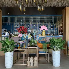 THE BOOKS GARDEN CAFE