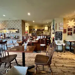 Cafe Crumpets