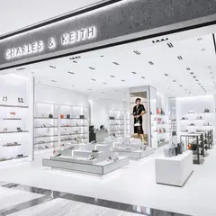 CHARLES & KEITH