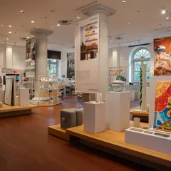SUPERMAMA Museum Store