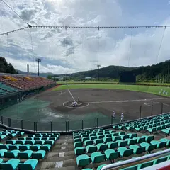 三条パール金属スタジアム