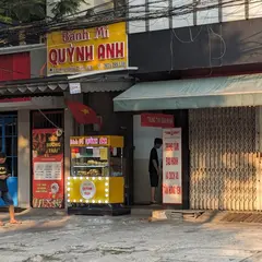 Bánh mì Quỳnh Anh