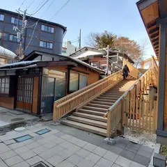 月洲屋旅館