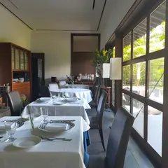 飯箸邸
