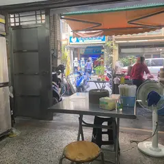 周記小籠包