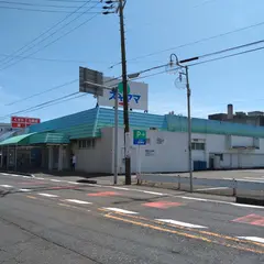 ドラッグスギヤマ 木曽川店