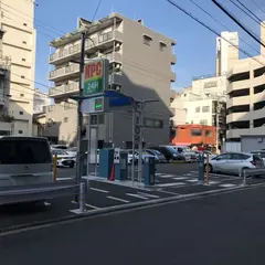 NPC24H高松駅前パーキング
