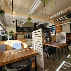 フレンチ バル ゼロコバ ZELKOVA CAFE