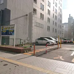 大通西5丁目パーキング