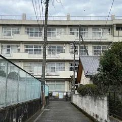西東京市立柳沢中学校