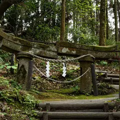 牛根麓稲荷神社