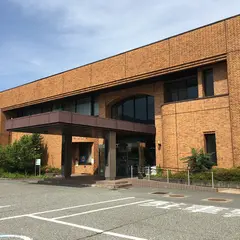 高森町立図書館
