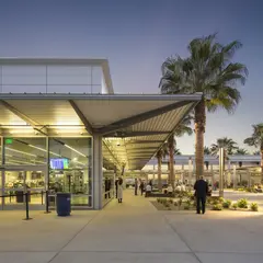 ロングビーチ空港