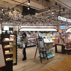 コスメカラット表参道原宿店