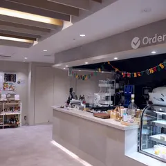 インターナショナルカフェテリア