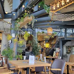 TEDDY’S BIGGER BURGERS 日向市 金ヶ浜店