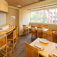 天然本まぐろと日本酒 碧海-umi-（うみ）鎌倉小町