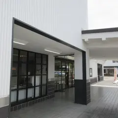 ドライブインいずし