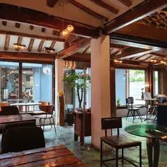 Teumari Cafe
