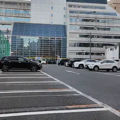 NPC24H名駅3丁目パーキング