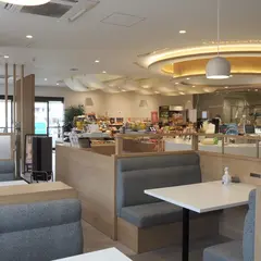 シャトレーゼテラス 甲府丸の内店