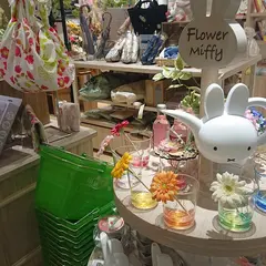 フラワーミッフィー ルクア大阪店