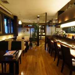 バックヤード ガーデン