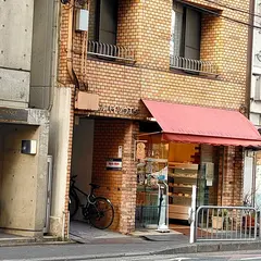 マリーフランス今出川店