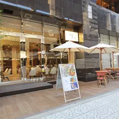 cafe&bar TipToe 御堂筋本町店