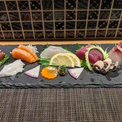笑乃みやけ