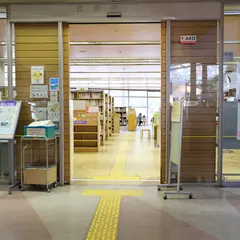 吹田市立図書館江坂図書館