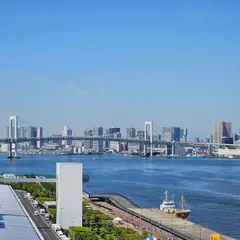 千客万来足湯庭園