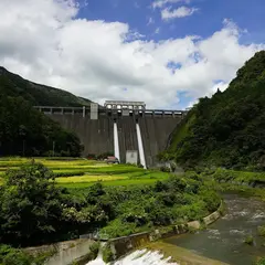 千屋ダム