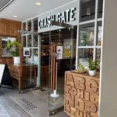 クラッシュゲート なんば店