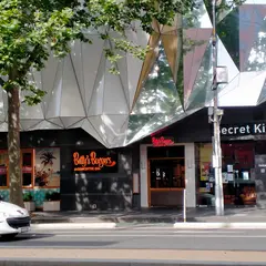 Betty's Burgers