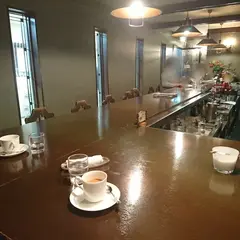 六番館