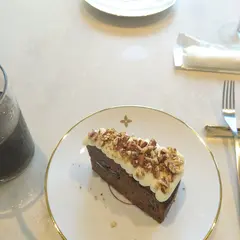 HOLLAND VILLAGE PRIVATE CAFE 大阪