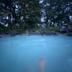 燕温泉 黄金の湯