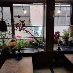 こむしこむさ