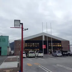 ユニクロ 高知介良店