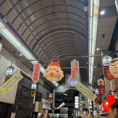 天神橋筋商店街（２丁目 & 南森町）