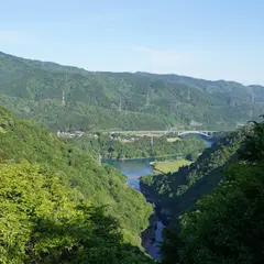 庵谷峠展望台