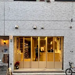 wine shop WAT (wines&things)