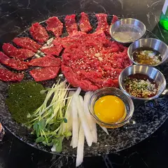 한우육회마을