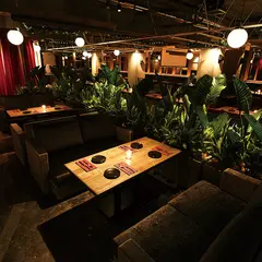 石釜ナポリピッツァと肉料理 全品食べ飲み放題 the HAT（ハット）岐阜駅店
