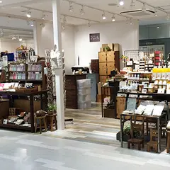 ラエピセ ラスカ茅ヶ崎店