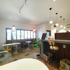 アートカフェカランカラン