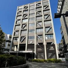 早稲田大学 16号館