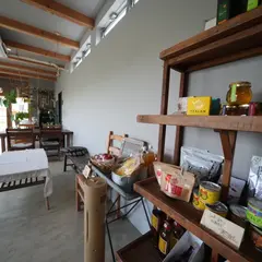 cafe＆zakka 牛田商店