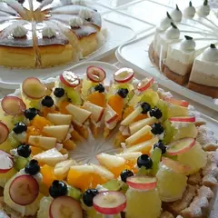 Pastry shop Seam